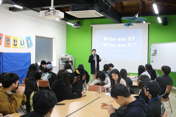 d4ab04ee825e1a56bbc25c4f0d7dd308_1711527